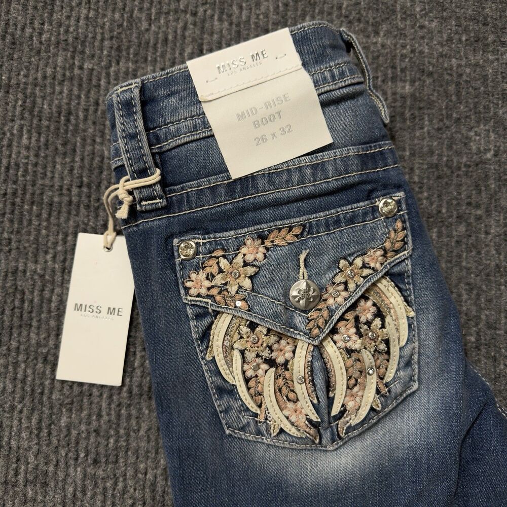 Miss Me Jeans Women Size 26 x 32 Stretch Mid-Rise Bootcut Embellished Flower NEW